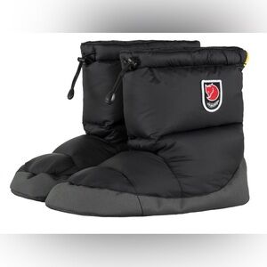FJALLRAVEN EXPEDITION DOWN BOOTIES - NWT